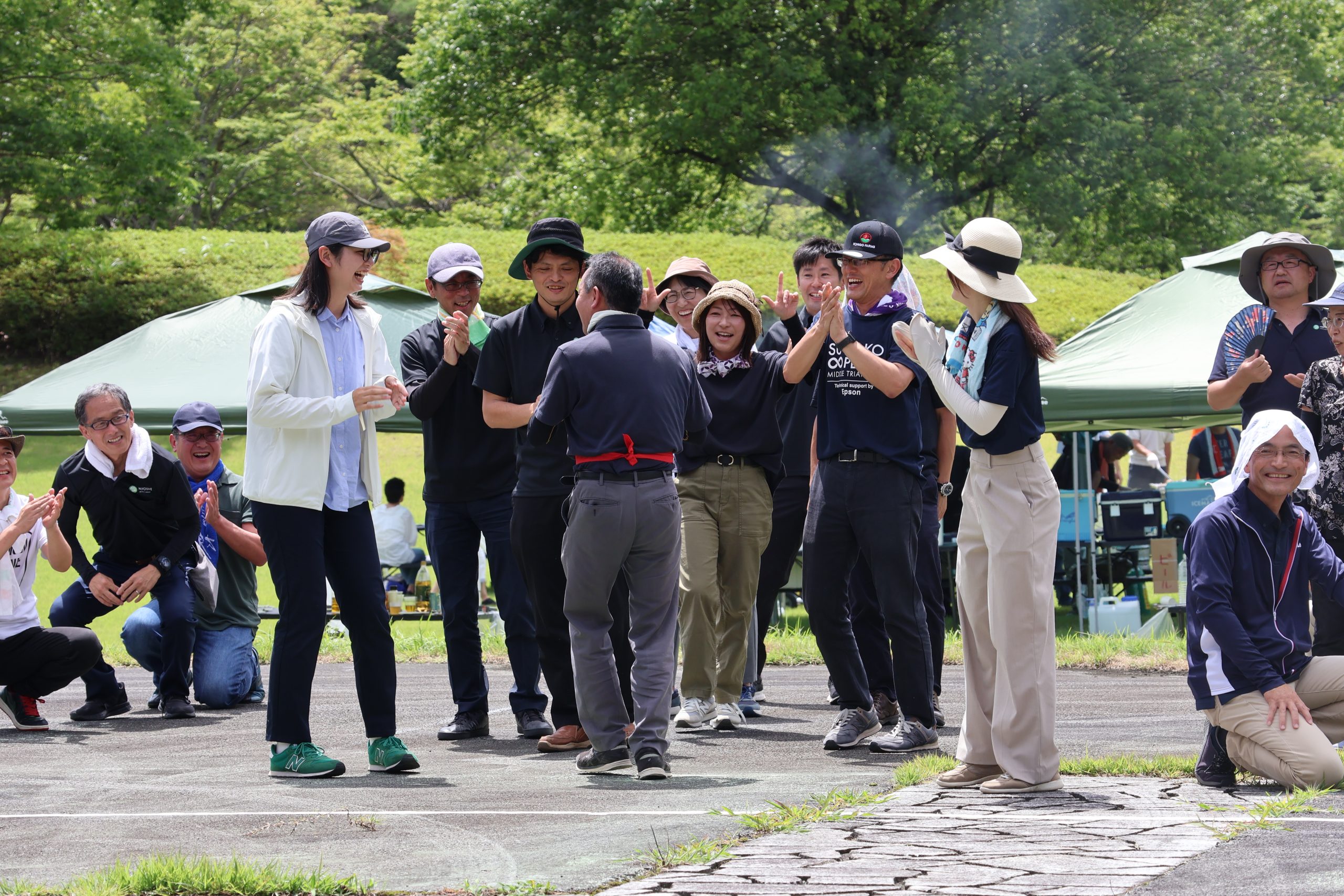 BBQ会場でのレクリエーションの様子